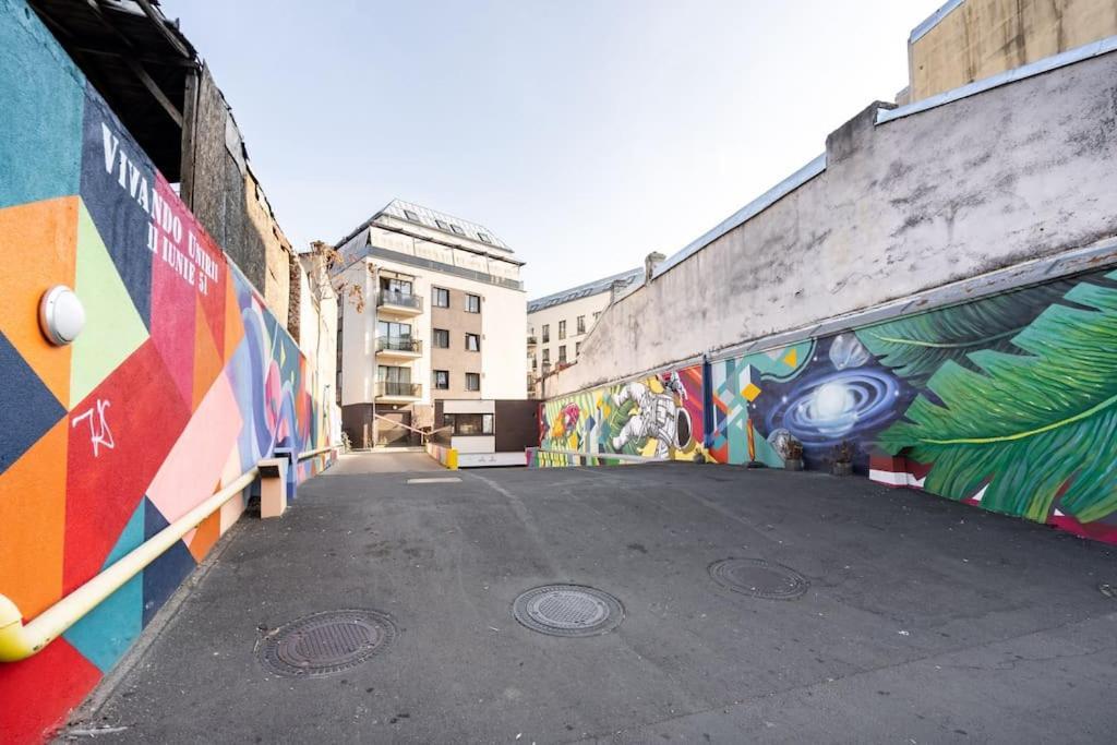 Vivando - Scandic Ap E - Parking Bukarest Exteriör bild